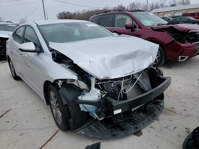 2017 Hyundai Elantra - Image 14
