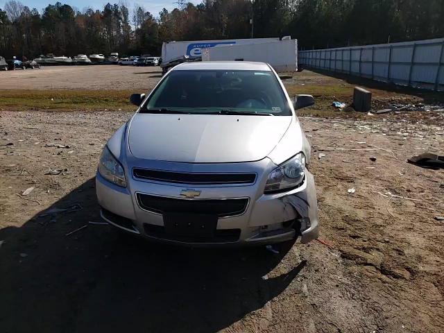 2011 Chevrolet Malibu - Image 11