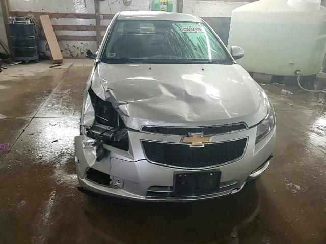 2014 Chevrolet Cruze - Image 13