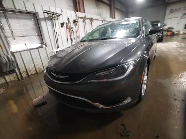 2015 Chrysler 200 - Image 13