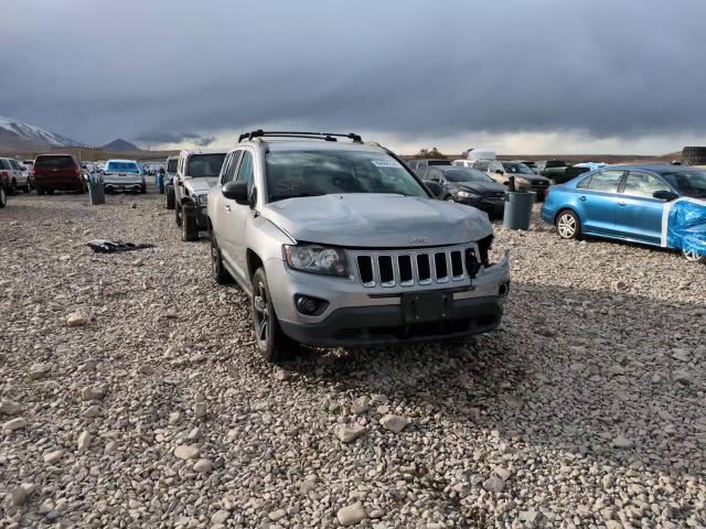 2016 Jeep Compass - Image 14