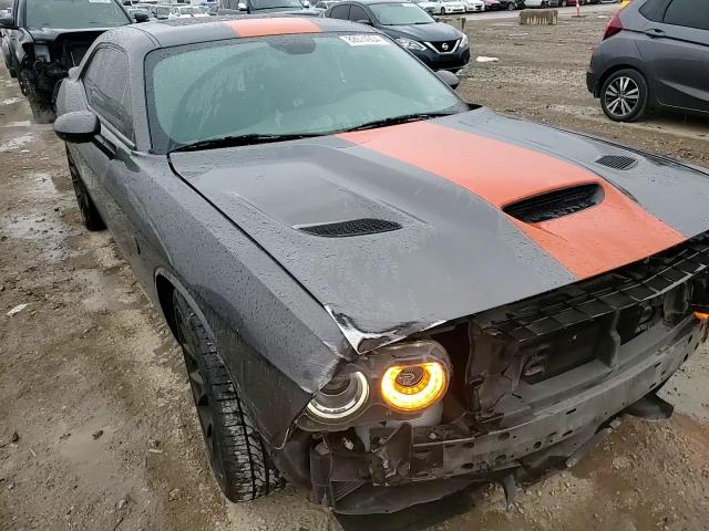 2018 Dodge Challenger - Image 10