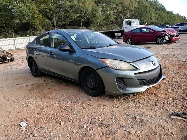 2012 Mazda 3 - Image 10