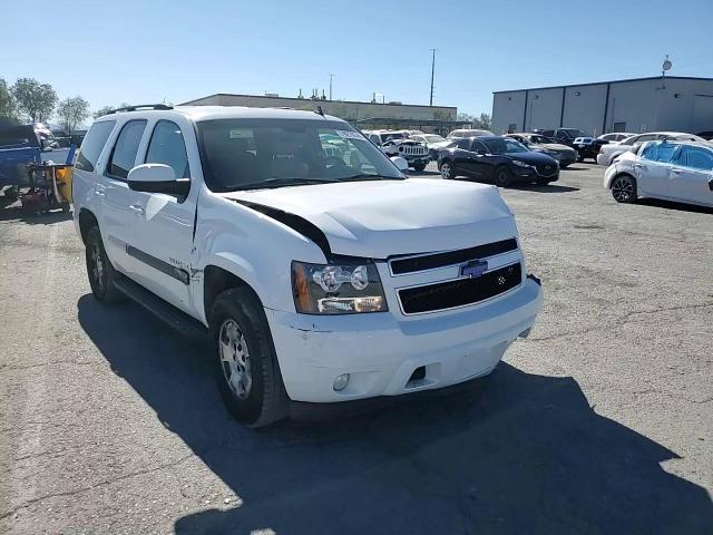 2007 Chevrolet Tahoe K1500 VIN: 1GNFK13057J110608 Lot: 79279744