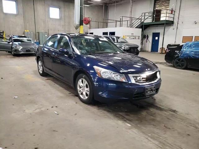 2009 Honda Accord - Image 11