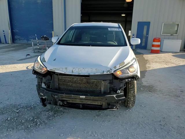 2018 Hyundai Santa Fe - Image 15