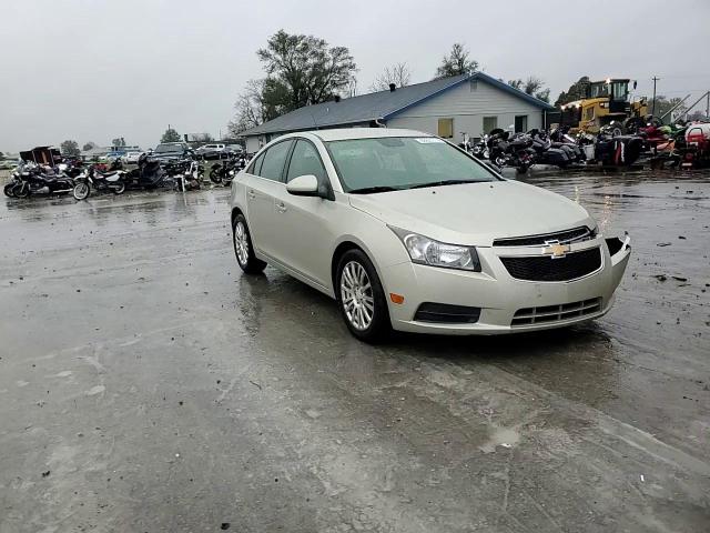 2013 Chevrolet Cruze - Image 11