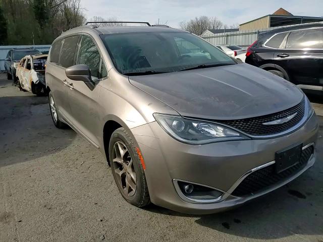 2017 Chrysler Pacifica Touring L Plus VIN: 2C4RC1EG6HR591849 Lot: 81271544