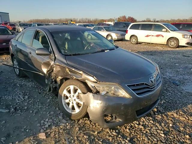 2011 Toyota Camry - Image 11