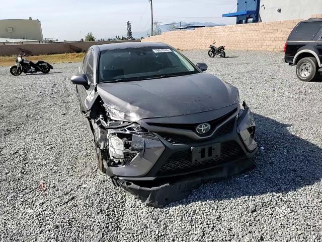 2018 Toyota Camry L VIN: 4T1B11HK4JU019805 Lot: 79463944