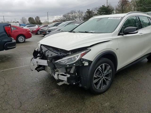 2018 Infiniti QX30 - Image 12