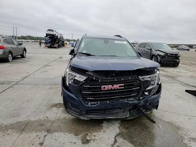 2022 GMC Terrain - Image 11