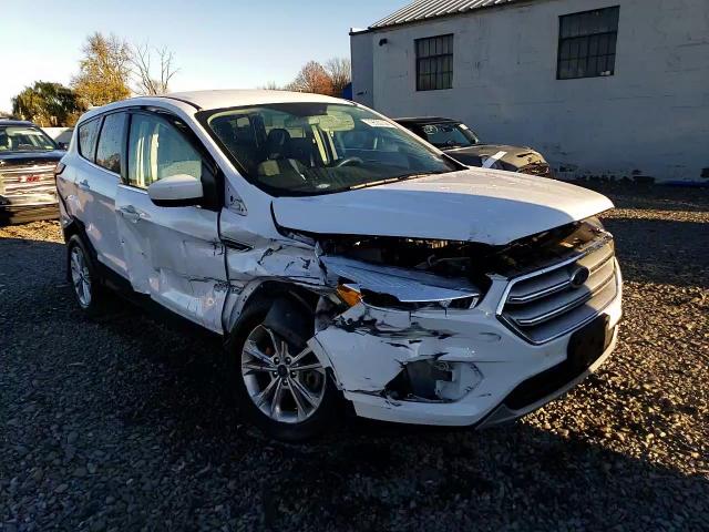 2019 Ford Escape - Image 15