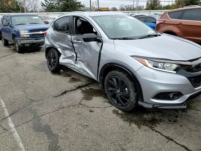 2022 Honda HR-V - Image 12