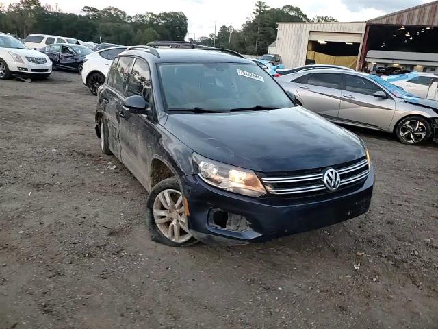 2016 Volkswagen Tiguan - Image 12