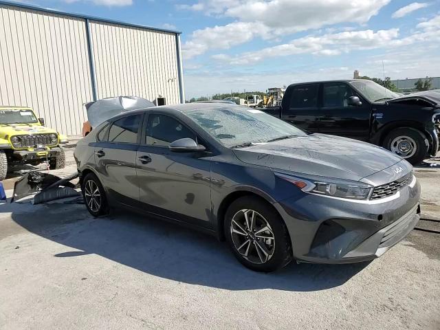 2024 Kia Forte Lx VIN: 3KPF24AD5RE713879 Lot: 81026714