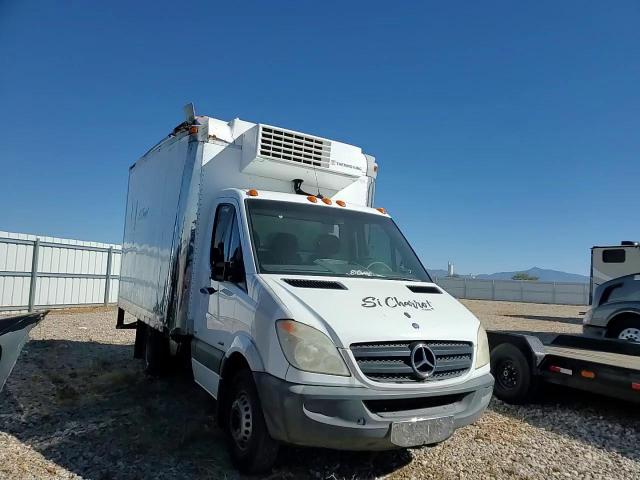 2013 Mercedes-Benz Sprinter 3500 VIN: WDAPF3CC0D9557404 Lot: 77326404