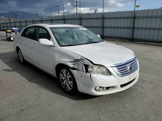 2009 Toyota Avalon - Image 11