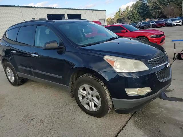2012 Chevrolet Traverse - Image 12