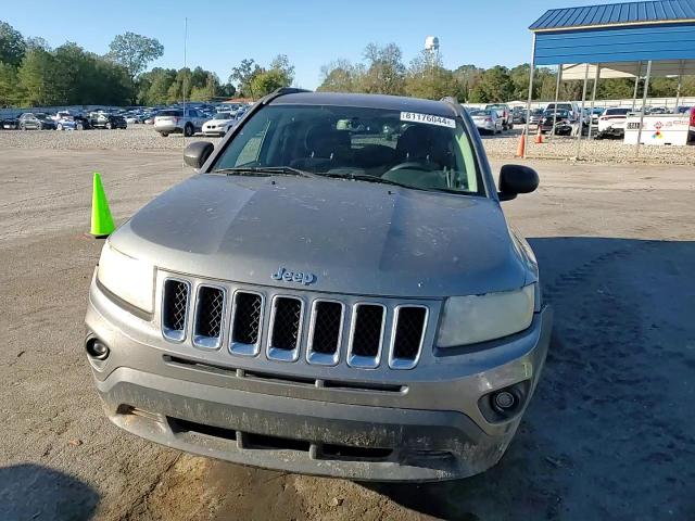 2013 Jeep Compass - Image 12