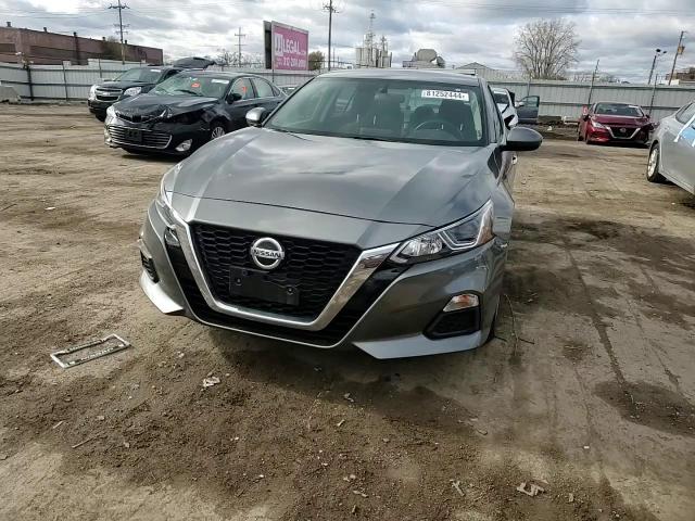 2020 Nissan Altima - Image 10