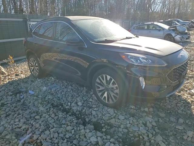 2020 Ford Escape - Image 12