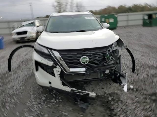 2021 Nissan Rogue - Image 11