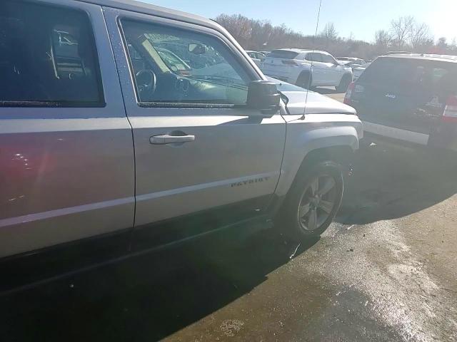 2016 Jeep Liberty (Patriot) - Image 14