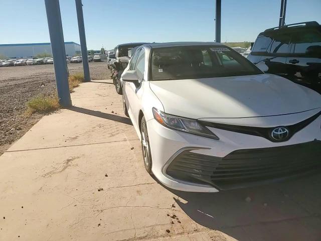 2021 Toyota Camry - Image 10