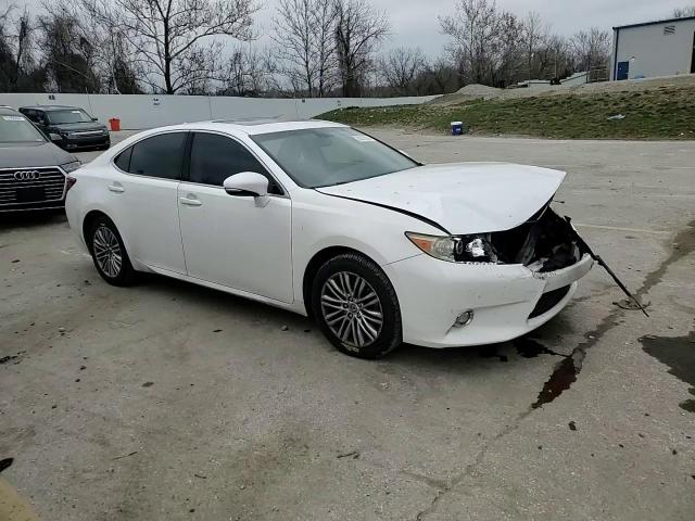 2014 Lexus ES - Image 11