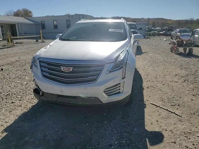 2017 Cadillac XT5 - Image 12