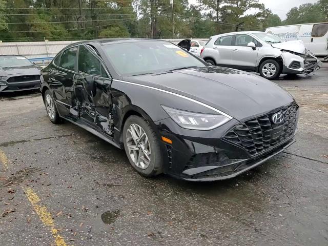 2021 Hyundai Sonata - Image 13