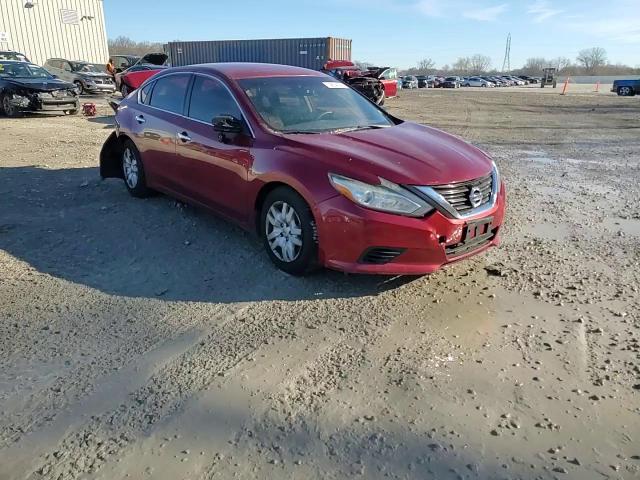 2016 Nissan Altima - Image 10