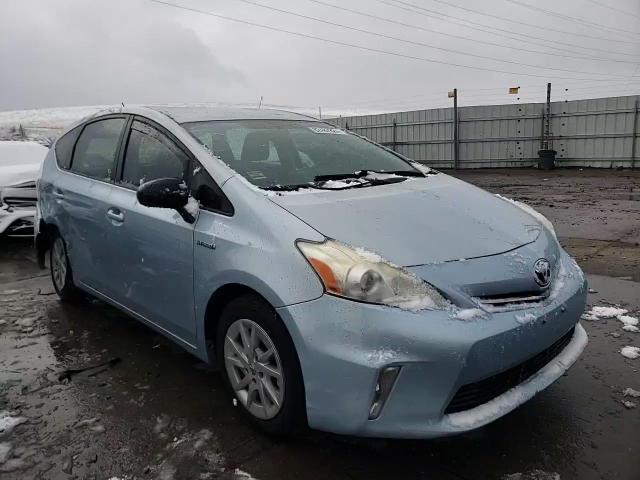 2012 Toyota Prius - Image 11