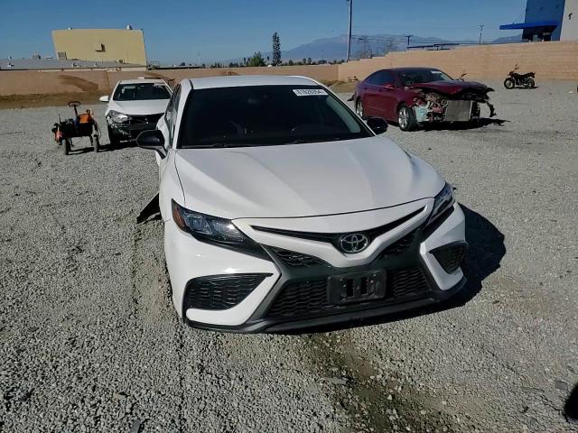 2021 Toyota Camry - Image 11