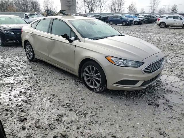 2017 Ford Fusion - Image 13