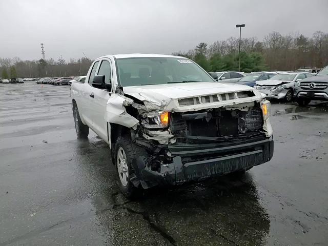 2017 Toyota Tundra - Image 10