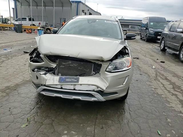 2017 Volvo Xc60 T5 Dynamic VIN: YV440MDRXH2210894 Lot: 82319624