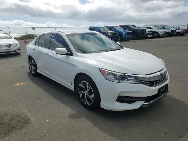 2017 Honda Accord - Image 11