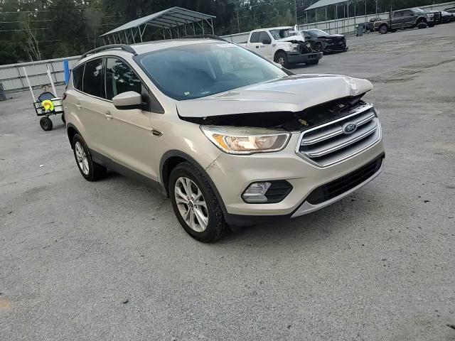 2017 Ford Escape - Image 11