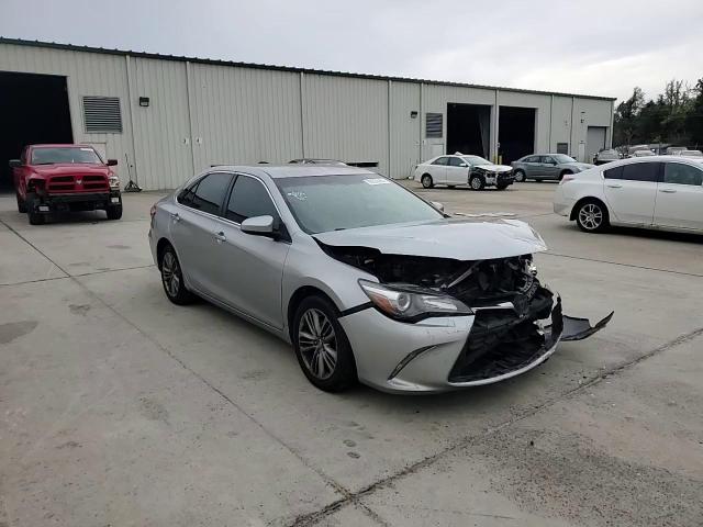 2016 Toyota Camry - Image 10