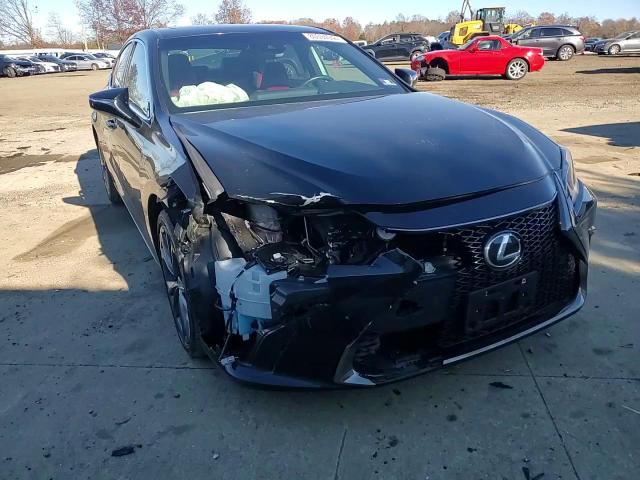 2019 Lexus ES - Image 11