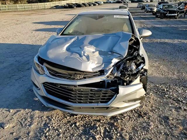 2018 Chevrolet Cruze - Image 11