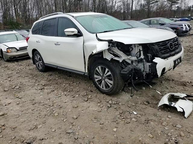 2017 Nissan Pathfinder - Image 11