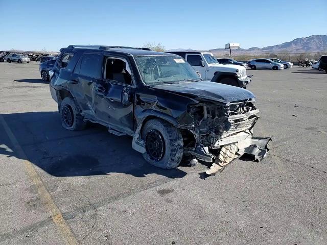 2020 Toyota 4Runner Sr5/Sr5 Premium VIN: JTEBU5JR8L5760607 Lot: 79755994