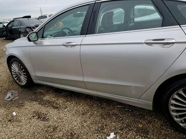 2016 Ford Fusion - Image 13