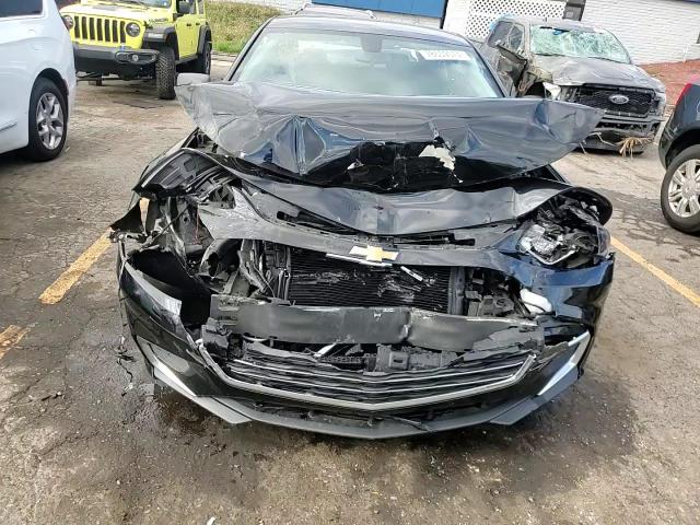 2018 Chevrolet Malibu - Image 13