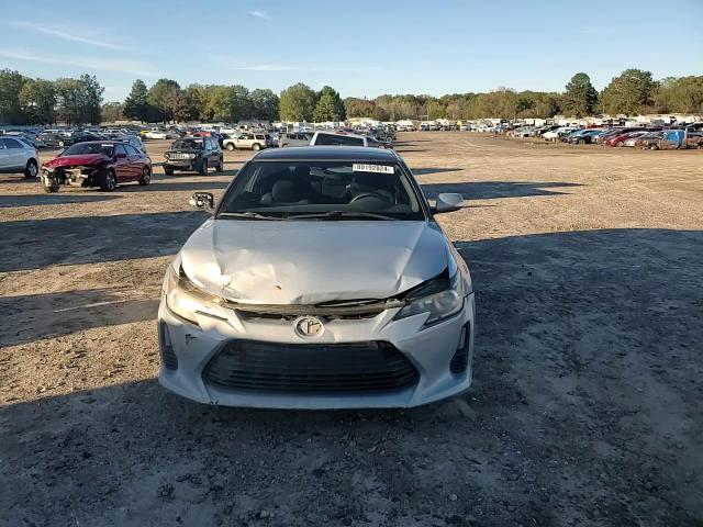 2014 Scion tC - Image 11