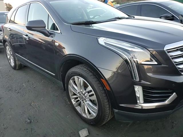 2017 Cadillac XT5 - Image 10