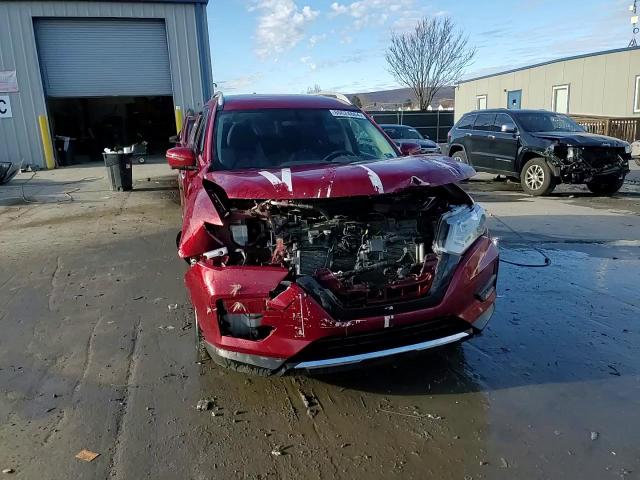 2018 Nissan Rogue - Image 14